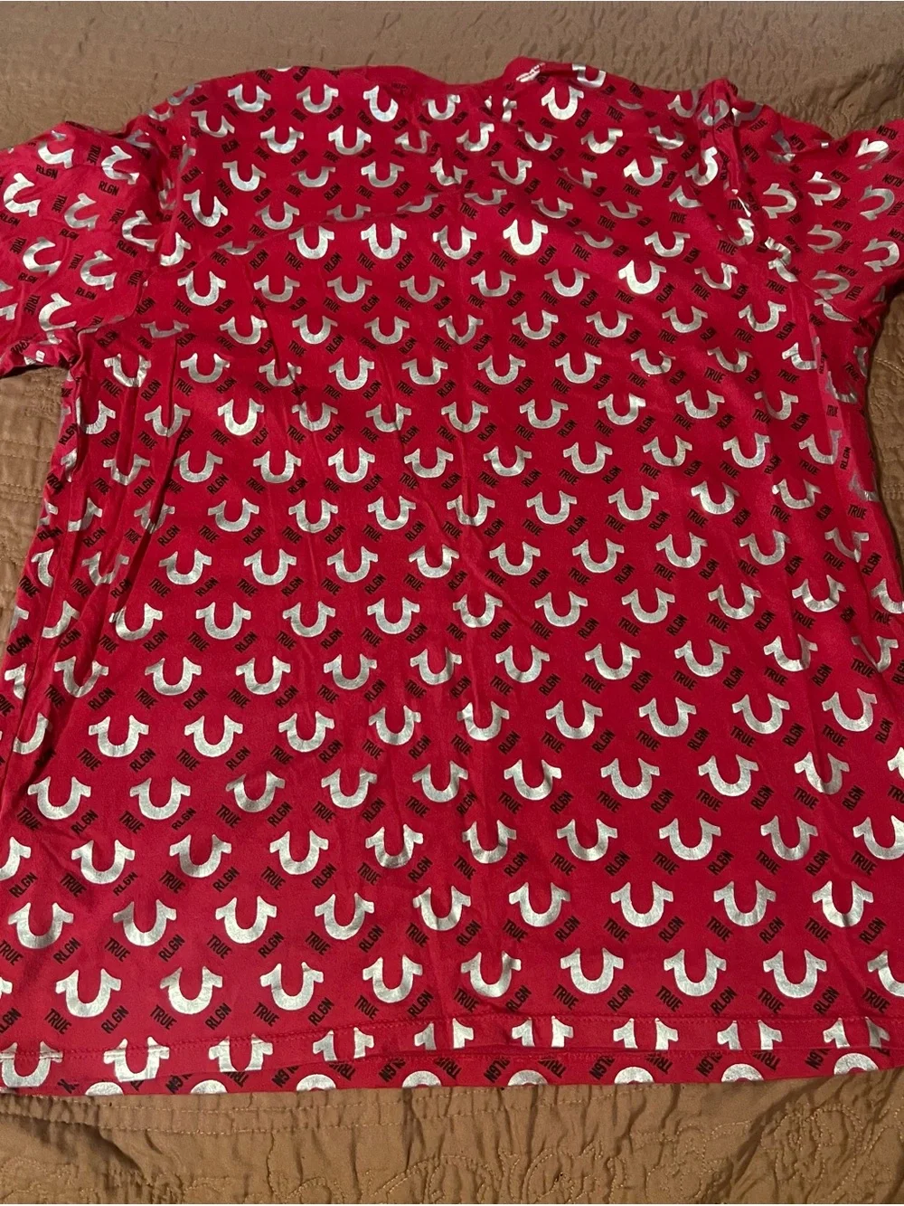 True Religion Red All-Over Horseshoe Print T-Shirt Size M